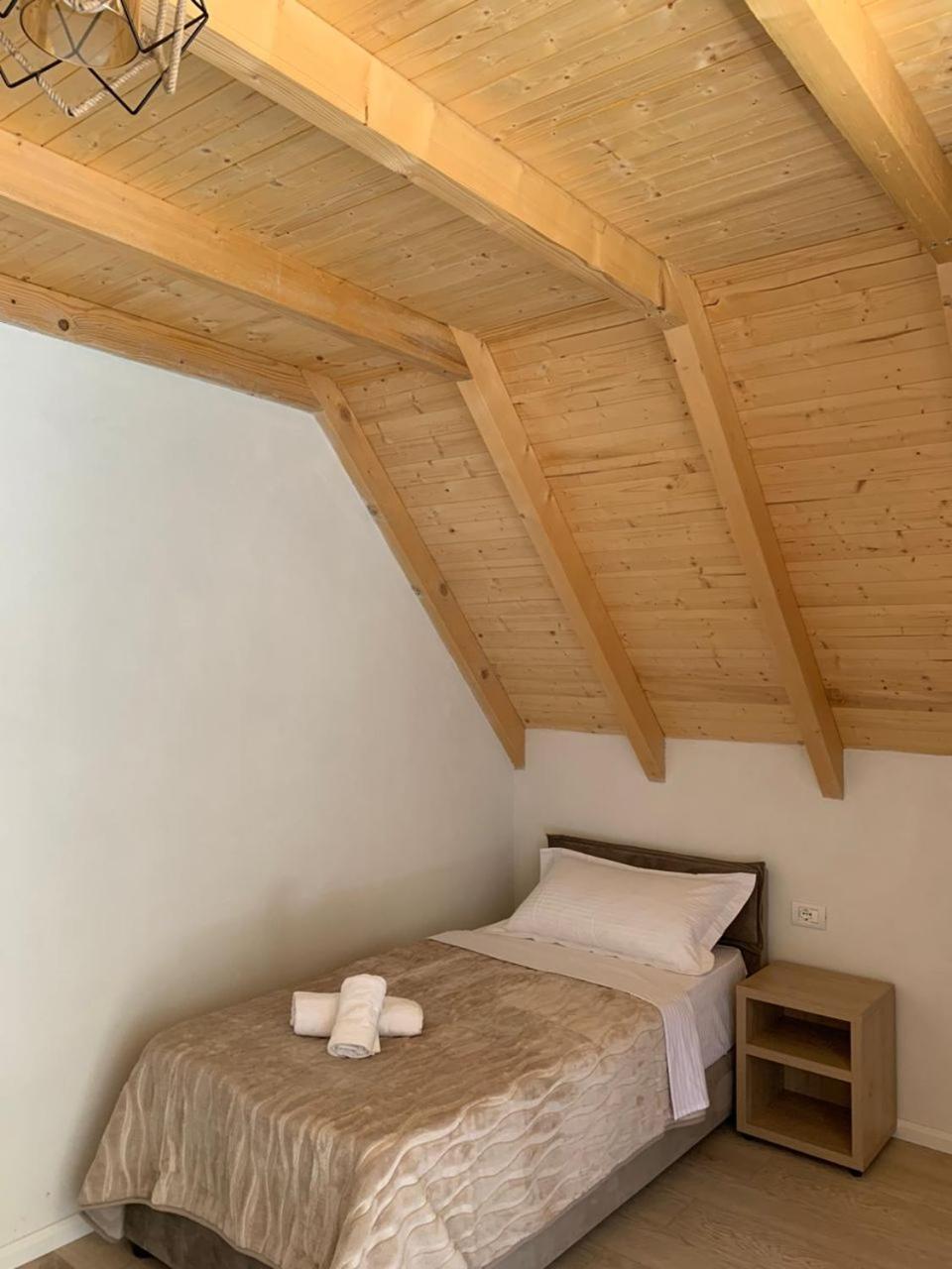 Serenity Guesthouse 泰斯 外观 照片