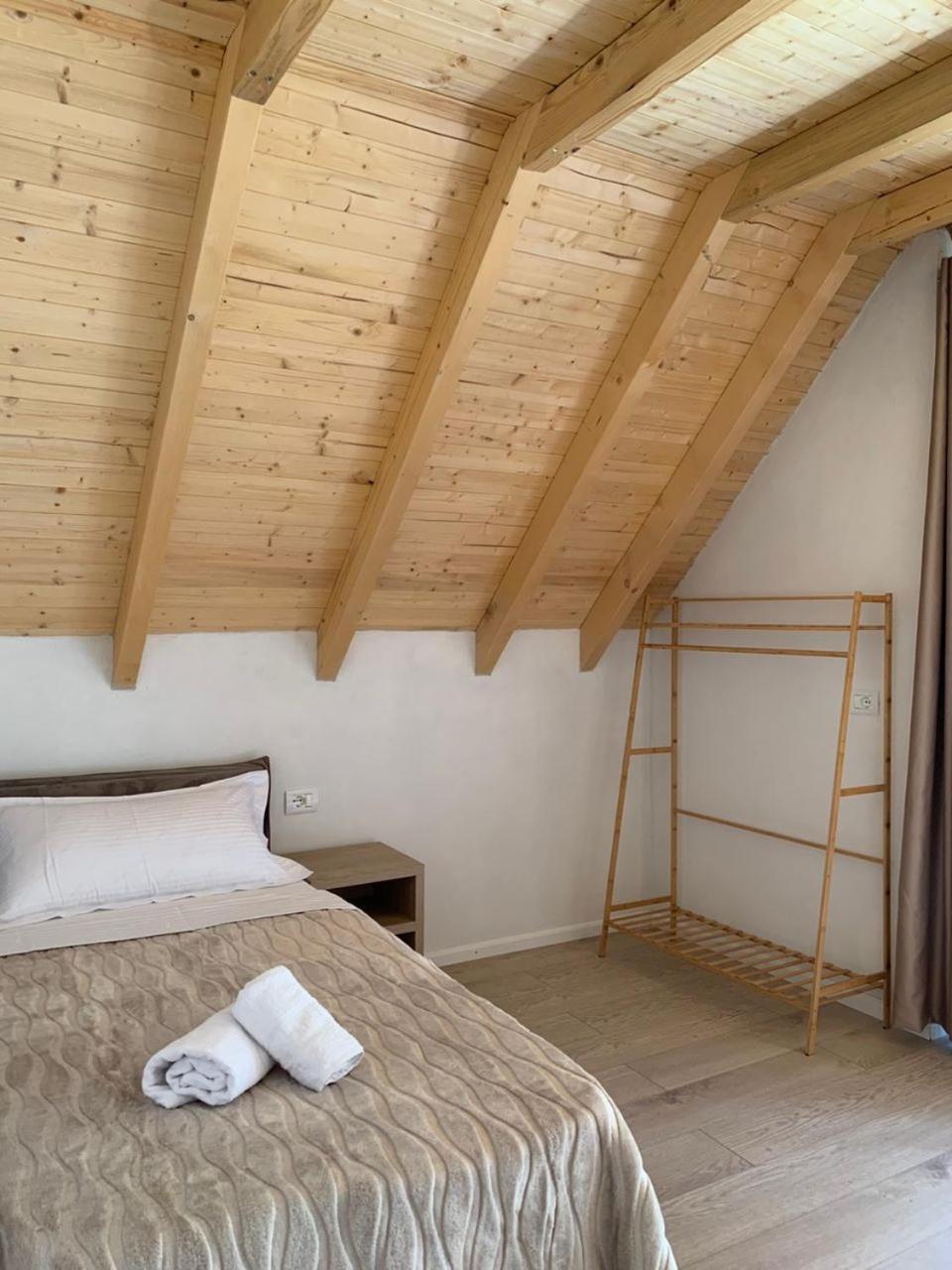 Serenity Guesthouse 泰斯 外观 照片