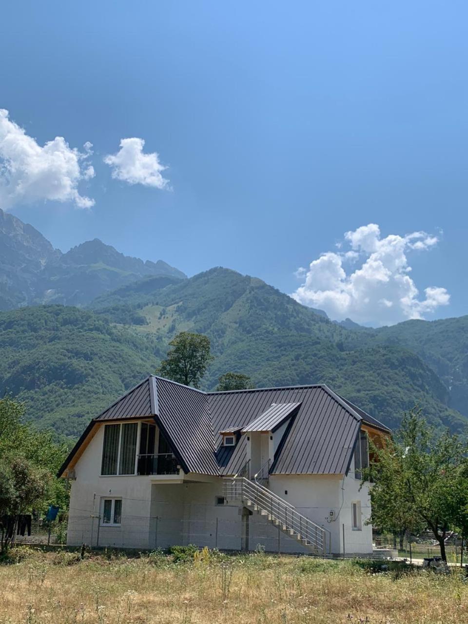 Serenity Guesthouse 泰斯 外观 照片